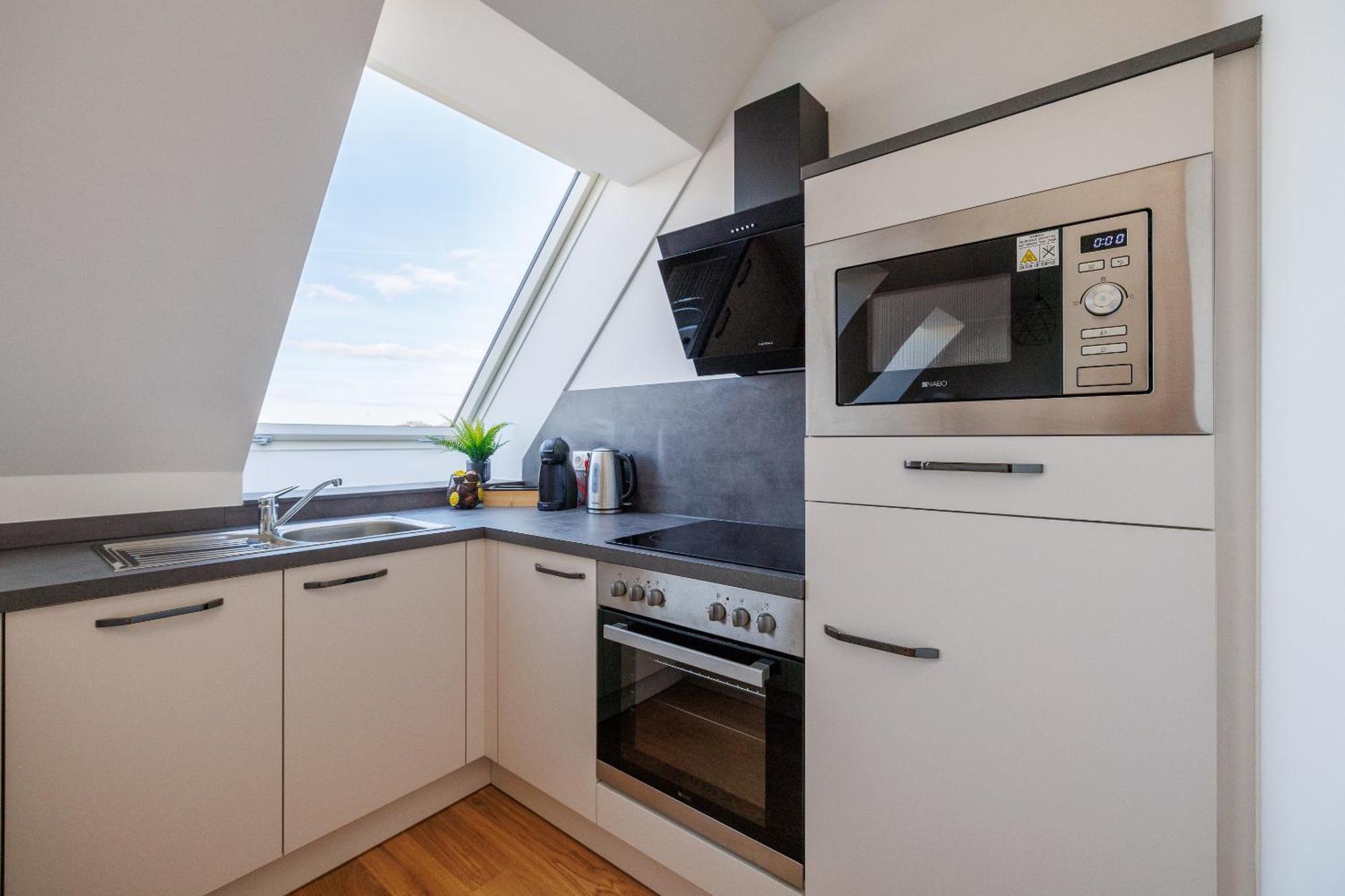 Symphony Apartments 38 - Modern Loft With Terrace And Grill In Central Location Viena Exterior foto