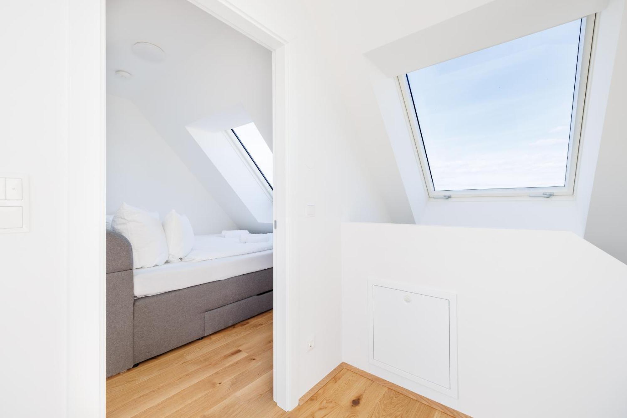 Symphony Apartments 38 - Modern Loft With Terrace And Grill In Central Location Viena Exterior foto